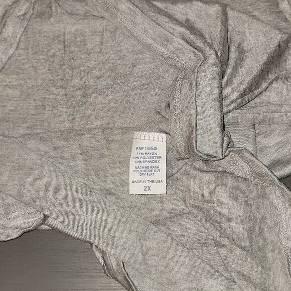 Melissa Masse Heather Gray Top Sequin Camo Lips Women's Plus Sz XXL 2X - Picture 4 of 6